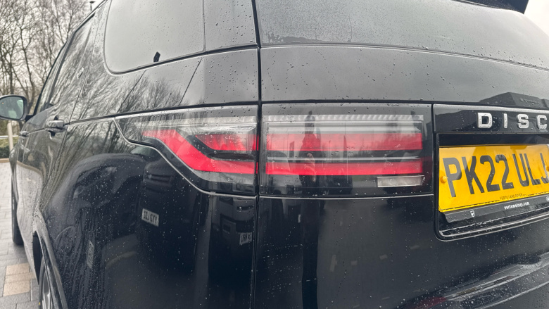 Land Rover Discovery 3.0 D300 Metropolitan Edition 5dr Auto Diesel Station Wagon